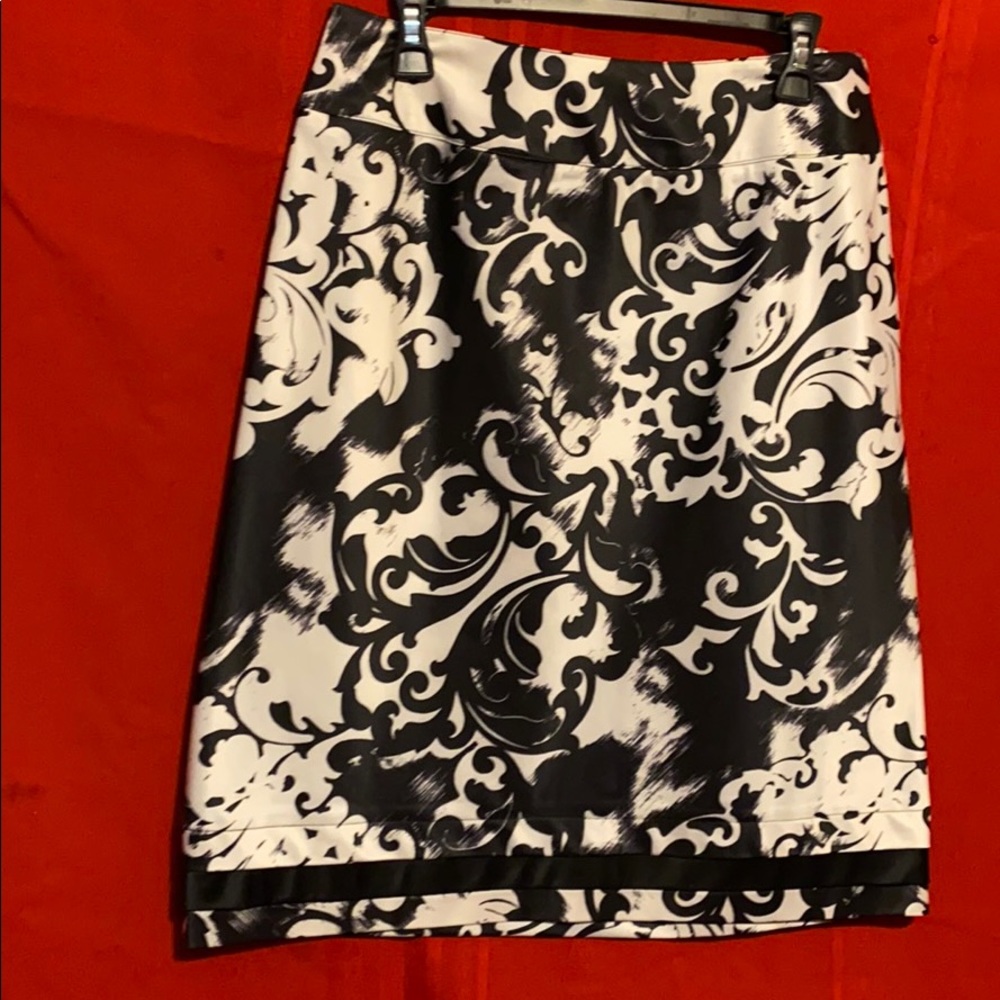 Black and cream paisley skirt